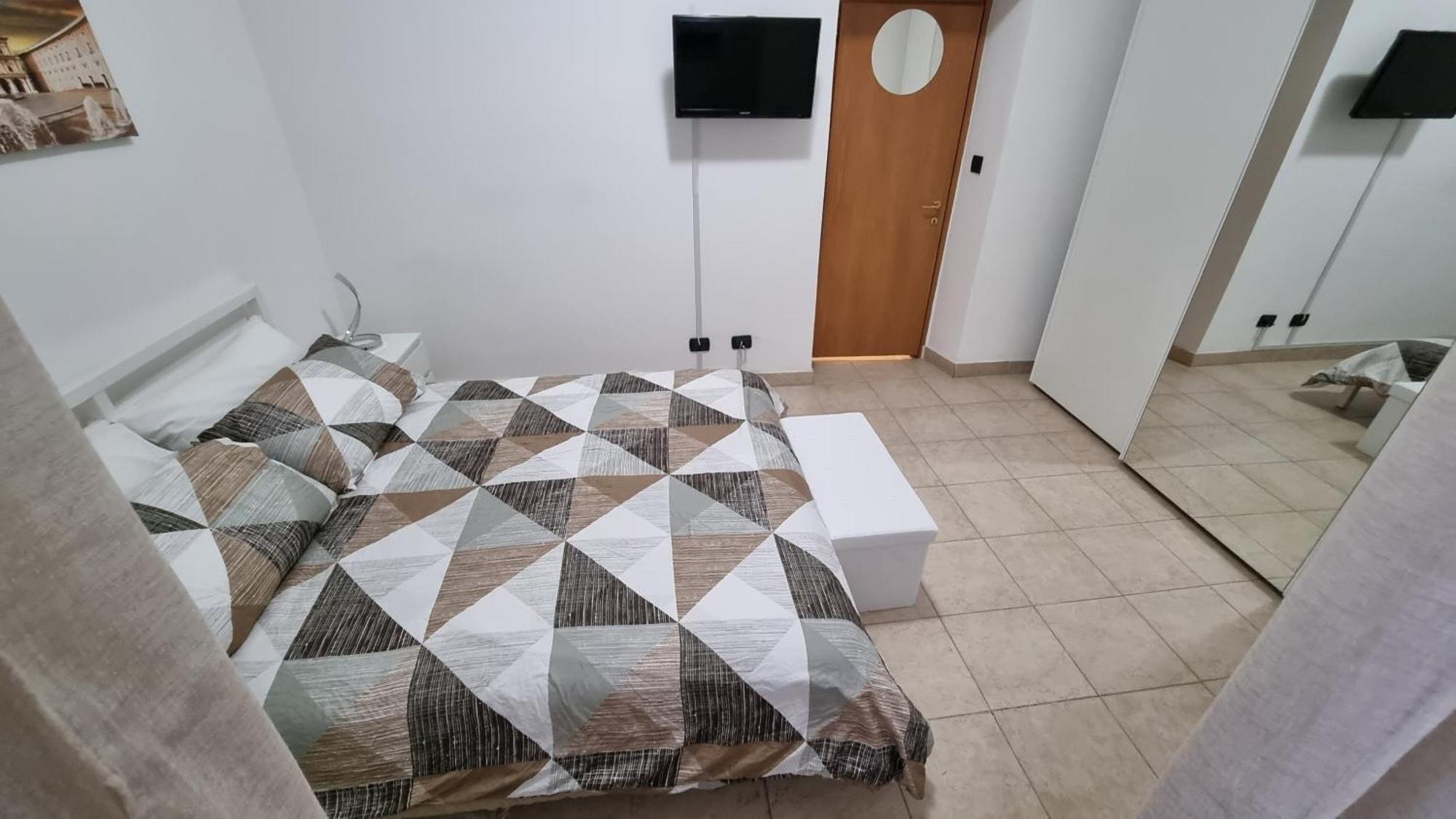 Portside Apartment *